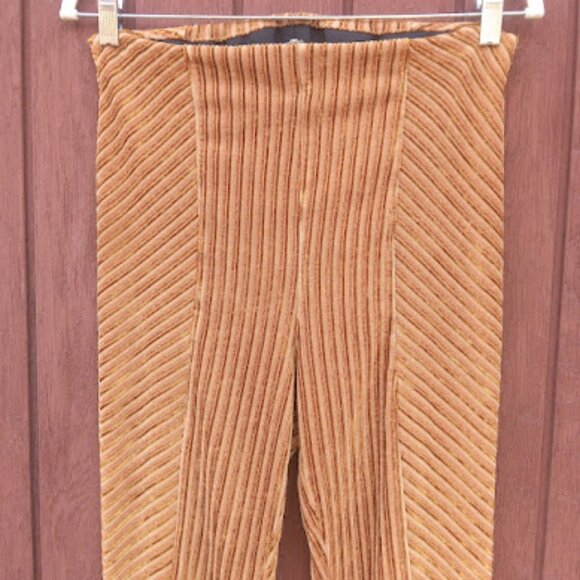 FREE PEOPLE | Gold Ribbed Velvet Slim Fit Pull-On Flare Pants 70s Festival M - Picture 5 of 14